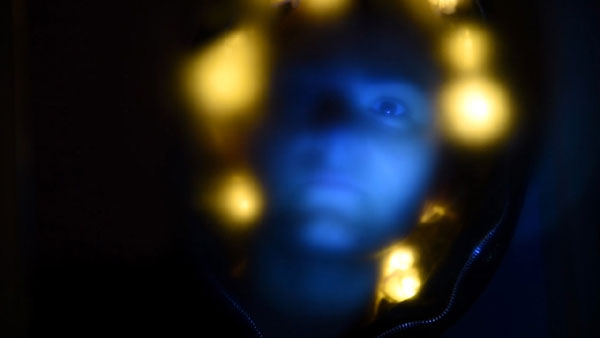 Emoi - music video - Image Paul Poutre